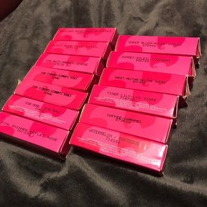 Mary Kay Lipstick and Lip Glosses 💄